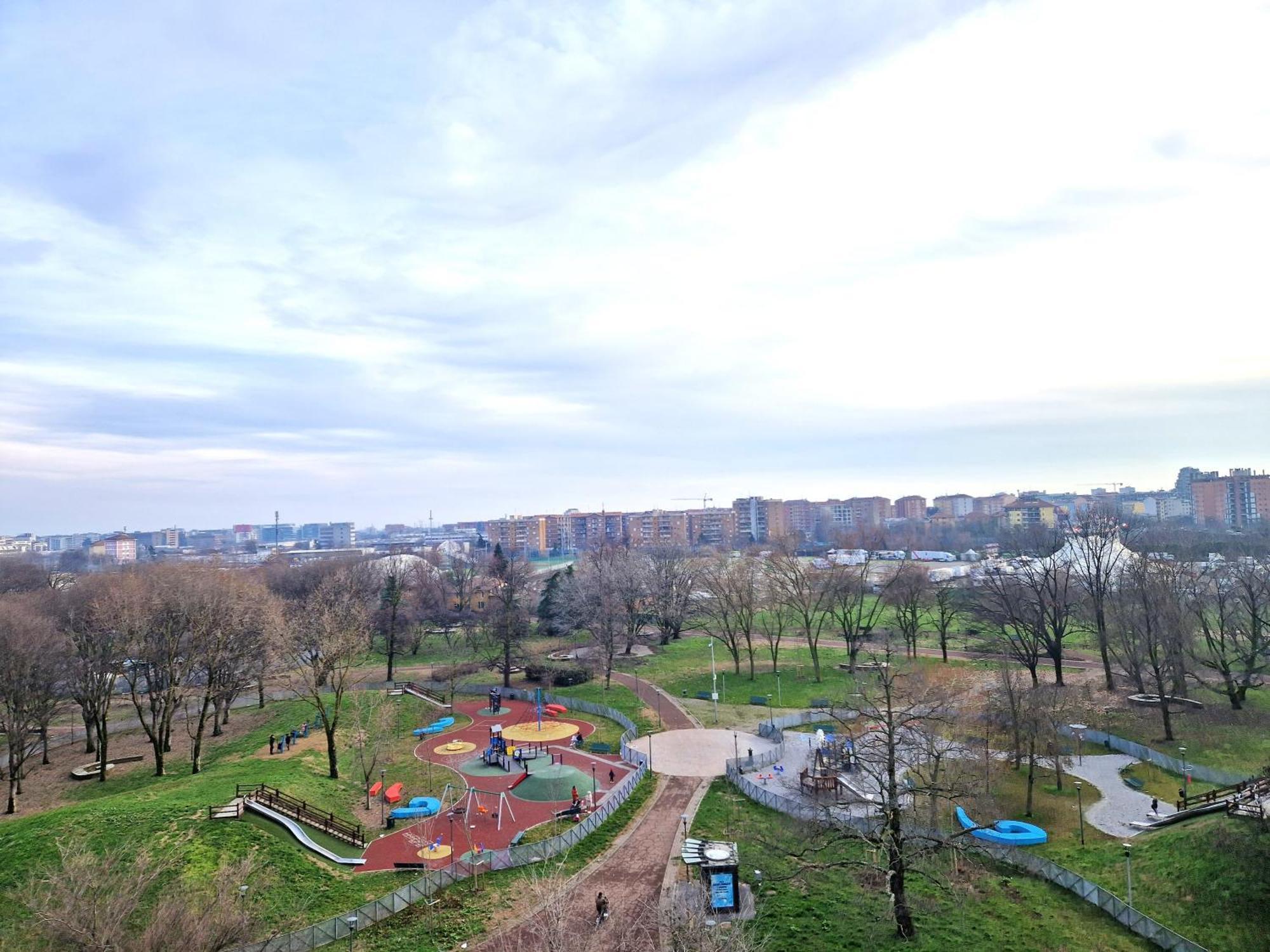 Caseospitali - Casa Park View, Ampio Trilocale Per Famiglie Sul Parco ميلان المظهر الخارجي الصورة